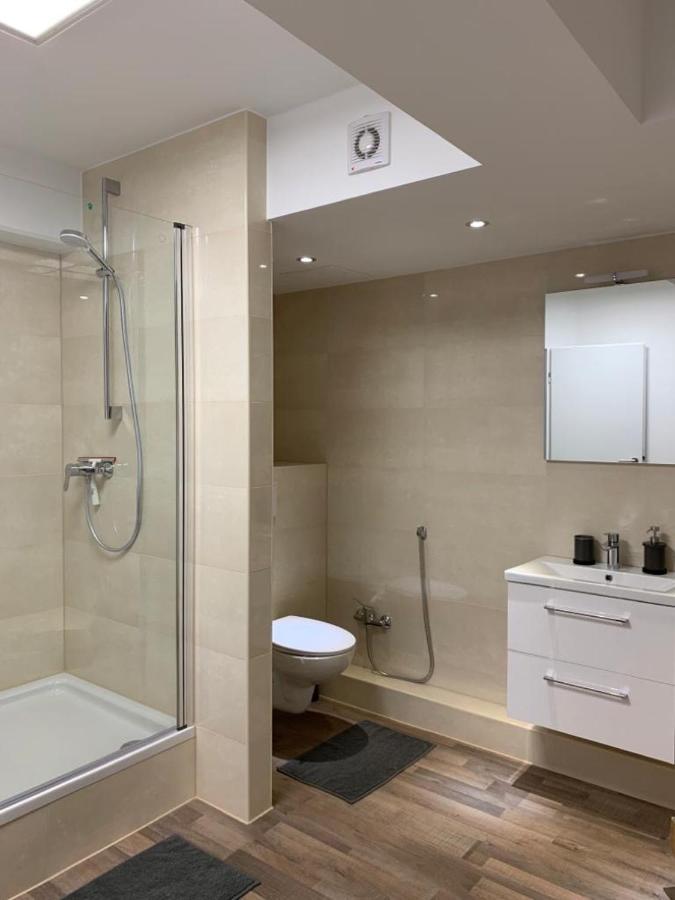 Lovely Share Apartment Aachener Weiher Cologne Luaran gambar