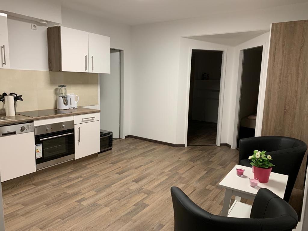 Lovely Share Apartment Aachener Weiher Cologne Luaran gambar